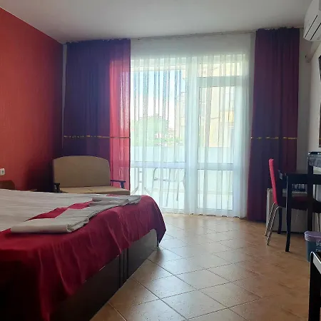 Feniks 호텔 로제넷츠