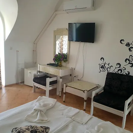 Hotel Feniks 3*
