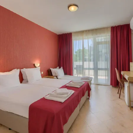 Feniks Hotel 3*