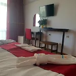 Otel Feniks Lozenets