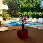 Feniks Otel 3*