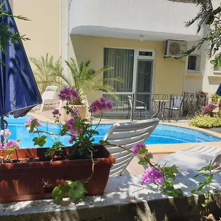 Hotel Feniks 3*
