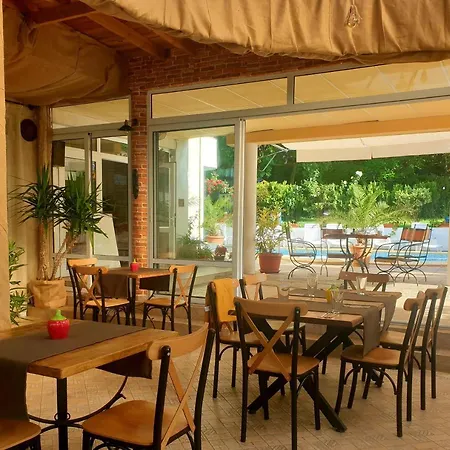 Feniks Ξενοδοχείο Lozenets