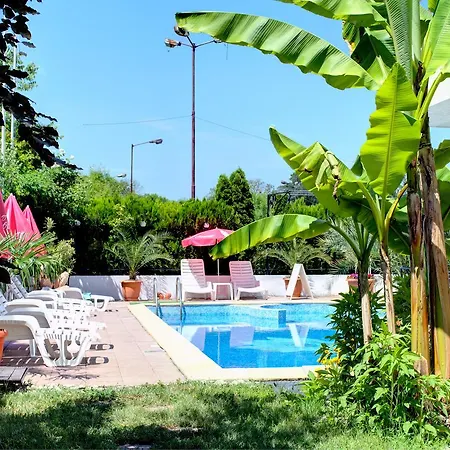 Feniks Hotel Lozenets