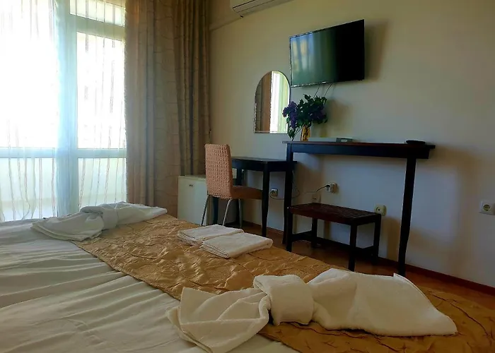 Feniks 3* 洛泽内茨